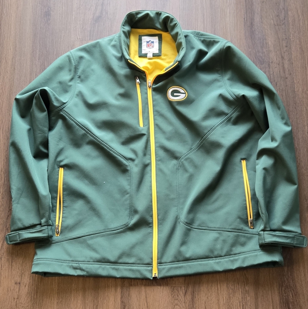 Mens XXL G lll Greenbay Packers zip front coat.
